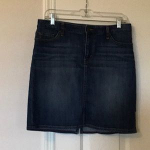 Sexy dark denim skirt